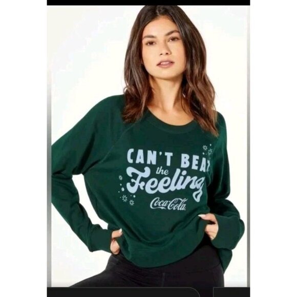 WILDFOX Cant Beat The Feeling Coca Cola Sommers Sweatshirt Size L Green Holiday - Picture 1 of 12